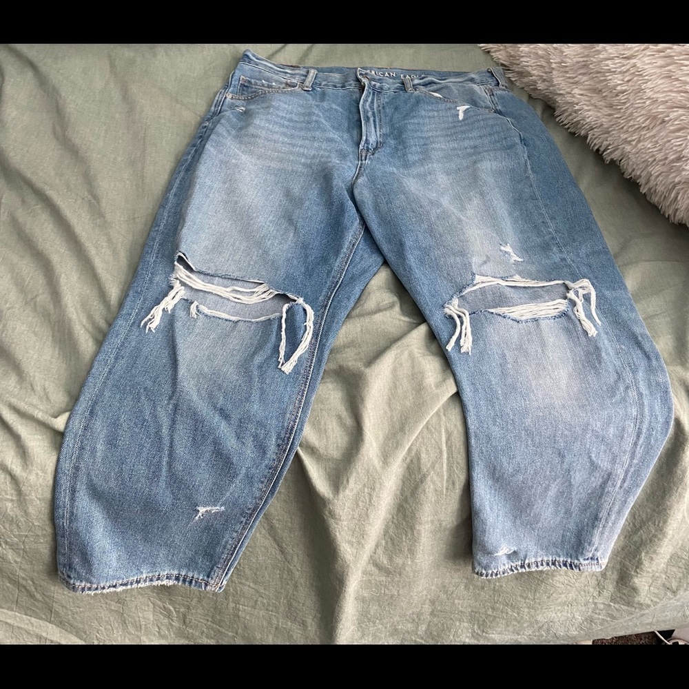 American eagle mom jeans. Size 14 Extra short